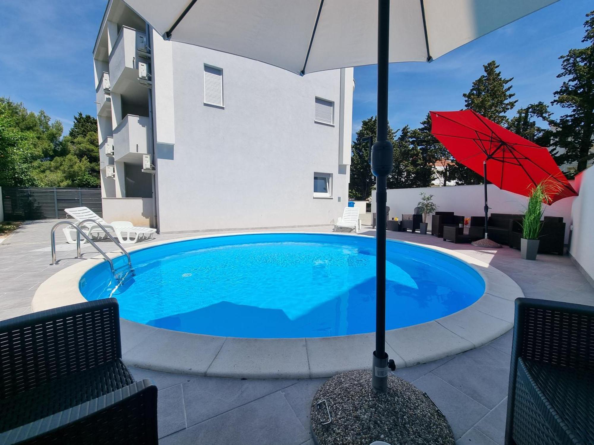 Summer Holiday Apartments Новаля Екстериор снимка